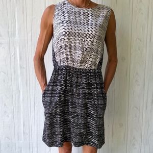 Zara Black and White Print Dress with Pockets 5